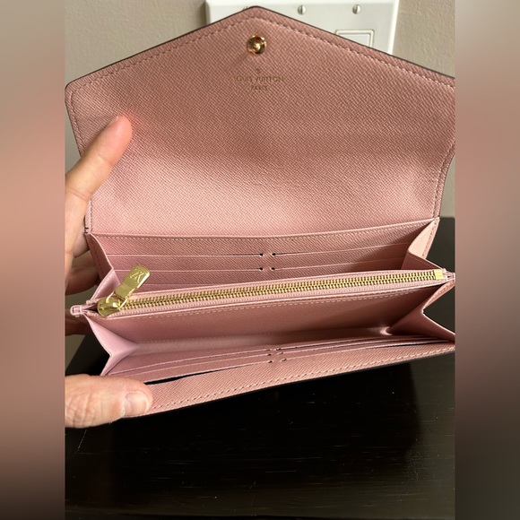 LOUIS VUITTON Sarah Wallet monogram - Picture 4 of 14